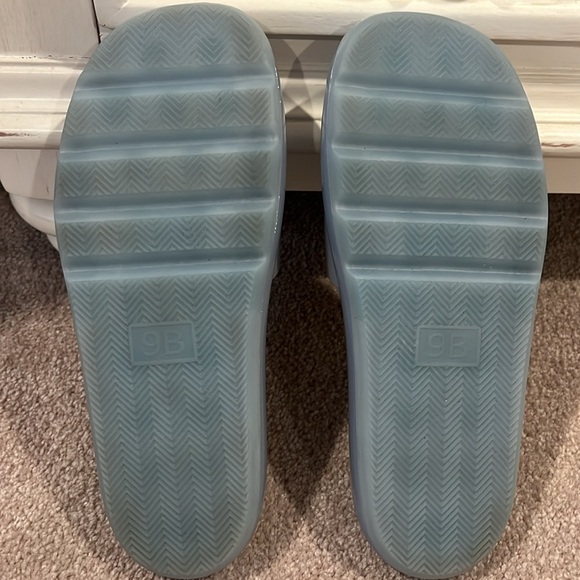 Tory Burch Bubble Jelly Slide Sandals, EUC, 9 - Picture 4 of 7